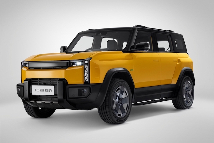 J6T REEV Exterior