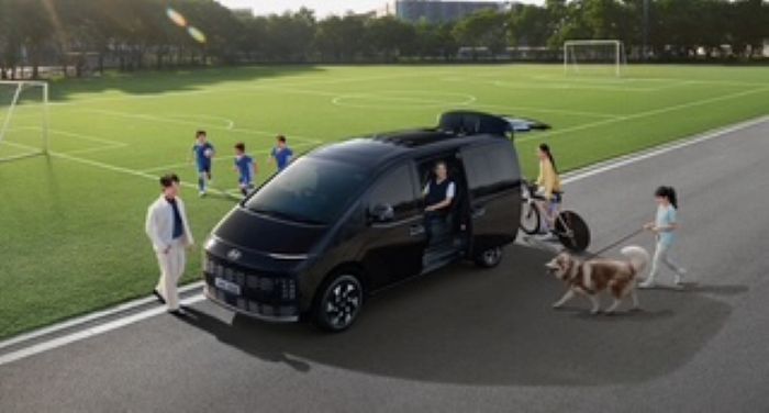 KV_Hyundai new STARIA Hybrid_2